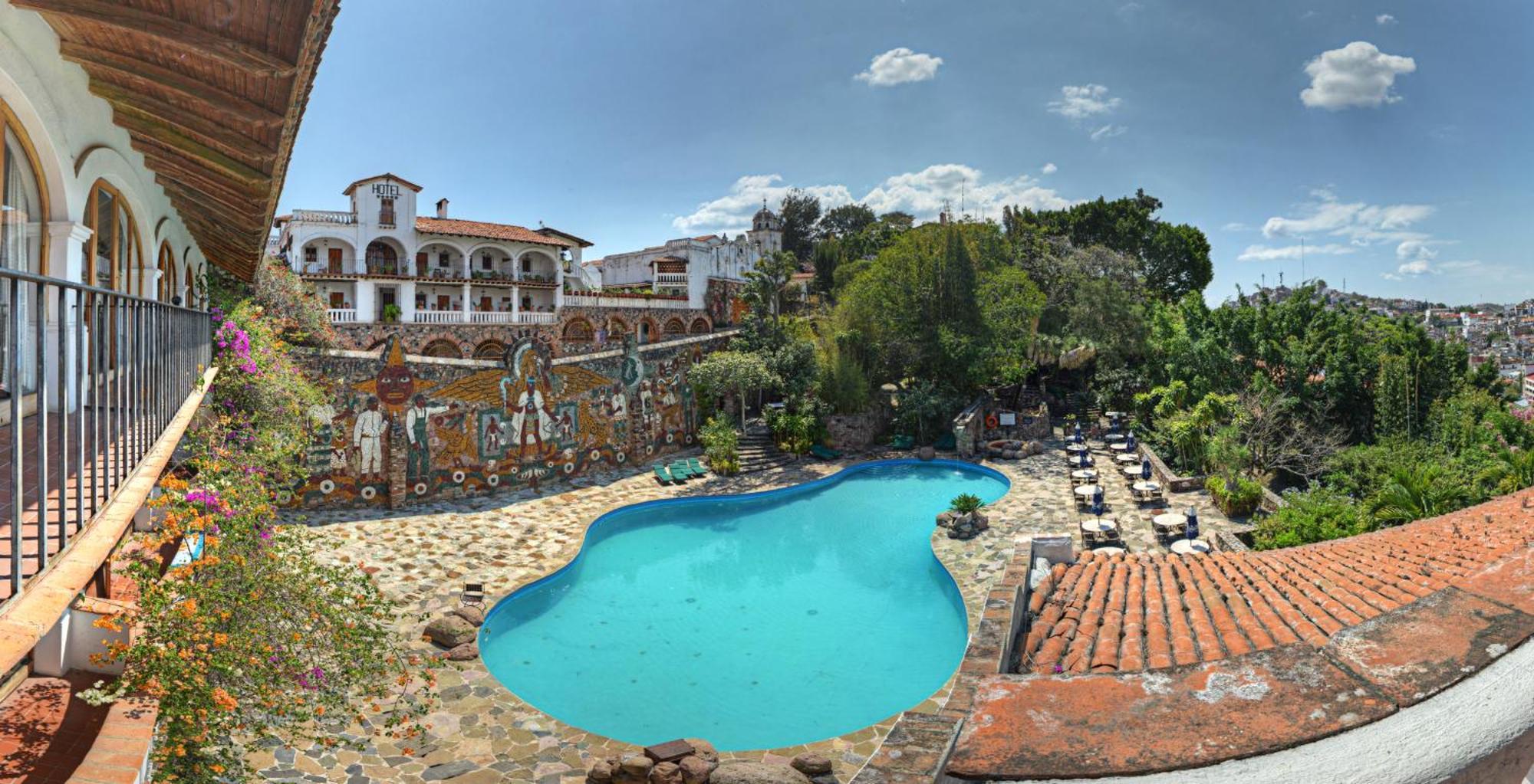 Posada De La Mision, Hotel Museo Y Jardin 태스코 데 알라르콘 외부 사진