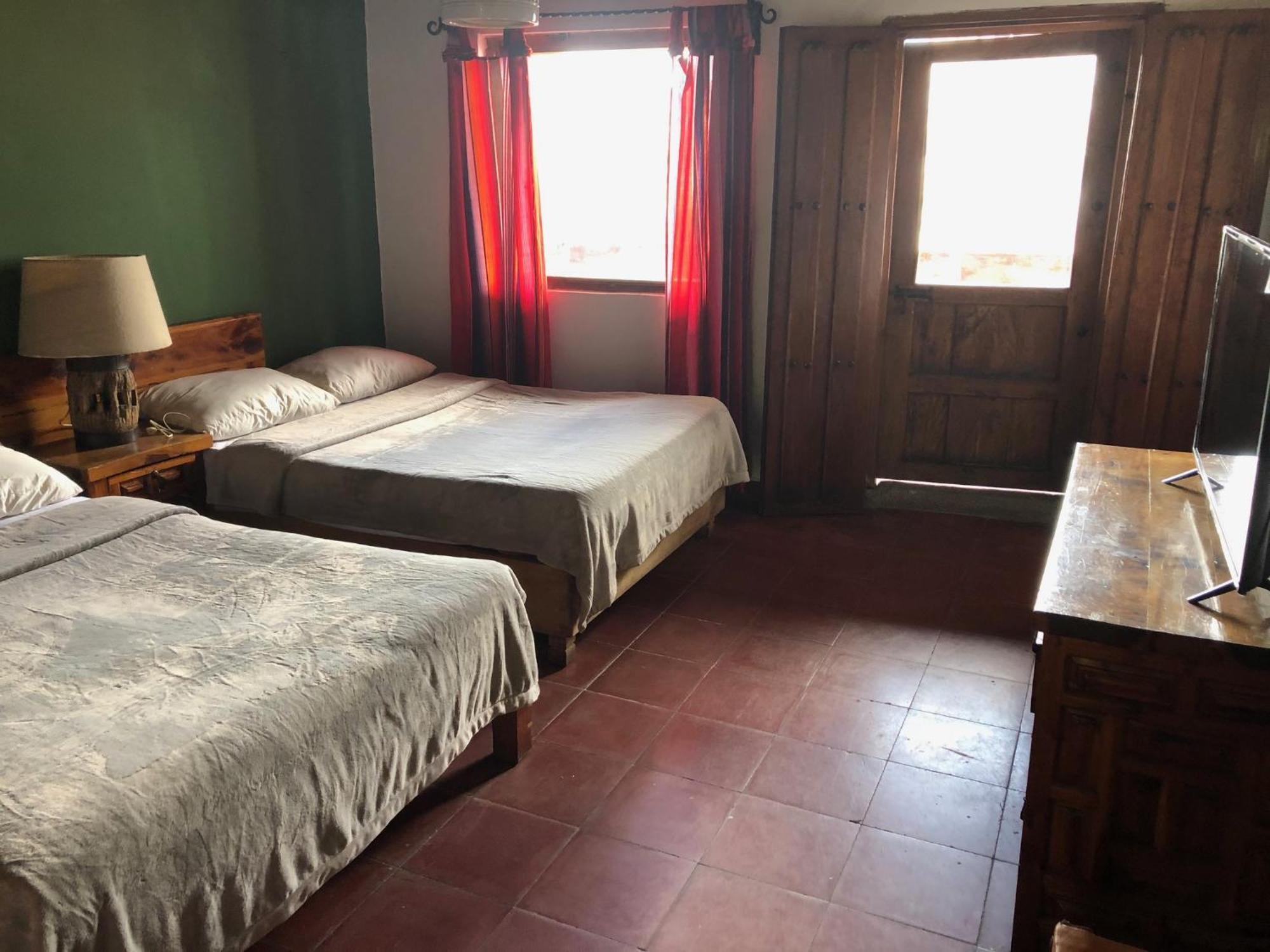 Posada De La Mision, Hotel Museo Y Jardin 태스코 데 알라르콘 외부 사진