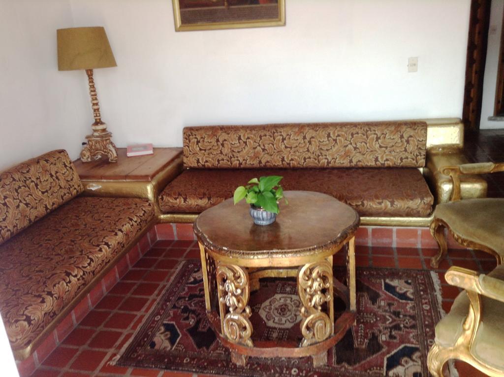 Posada De La Mision, Hotel Museo Y Jardin 태스코 데 알라르콘 외부 사진